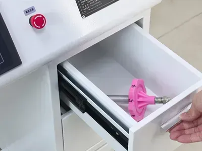 آلة تشكيل وتلميع وصقل الأحجار الكريمة